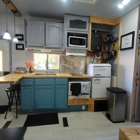 Shroom Life Farm Chicken Shack North Fort Myers Esterno foto
